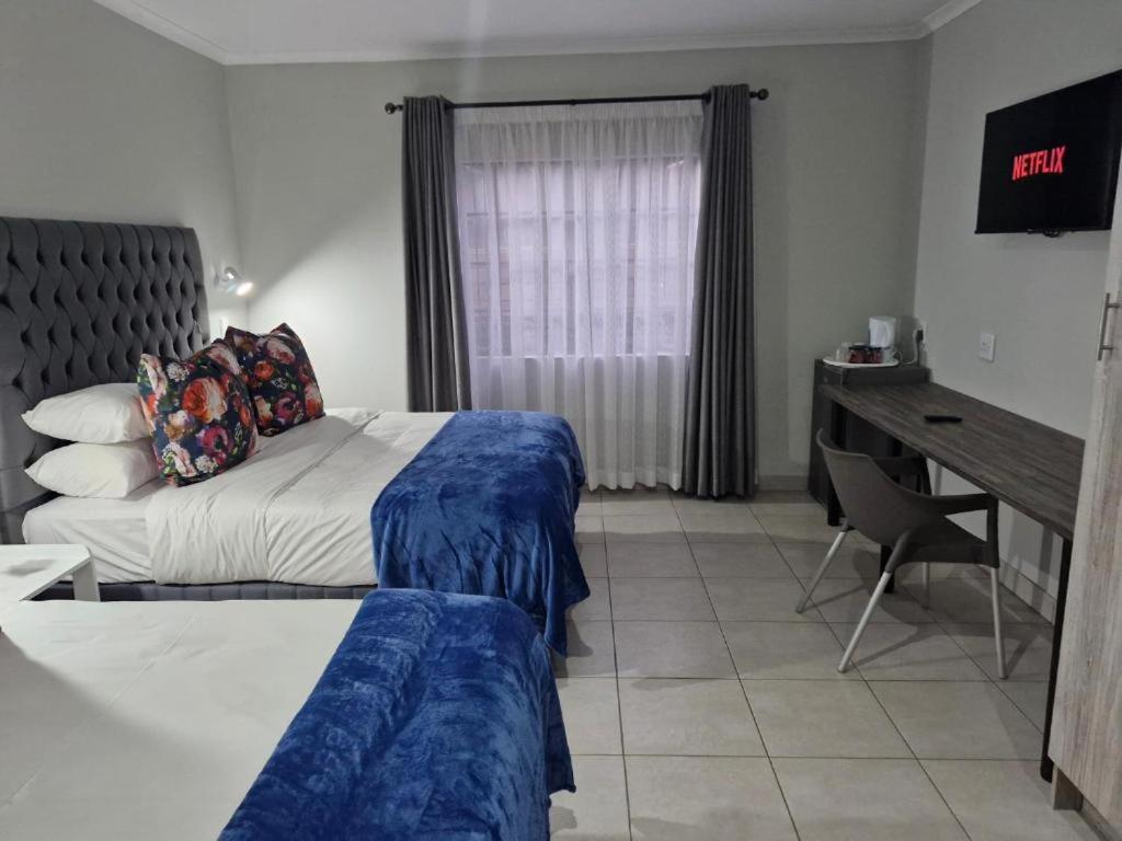 Blooming Rose Bed And Breakfast Полокване Номер фото